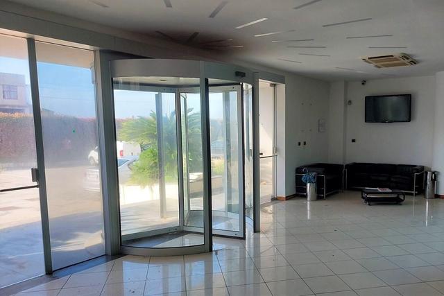 #20780 Fabbricato direzionale con cortile privato in vendita - foto 18