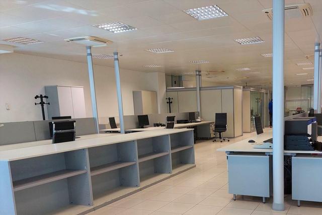 #20780 Fabbricato direzionale con cortile privato in vendita - foto 3