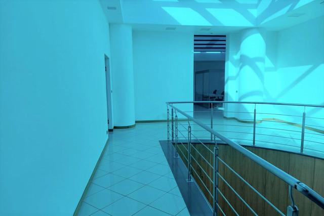 #20780 Fabbricato direzionale con cortile privato in vendita - foto 11