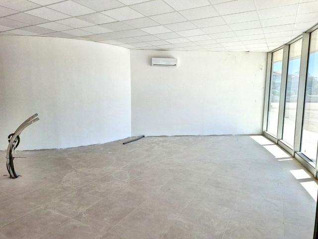 #2536692 Locale commerciale con pertienze in vendita - foto 5