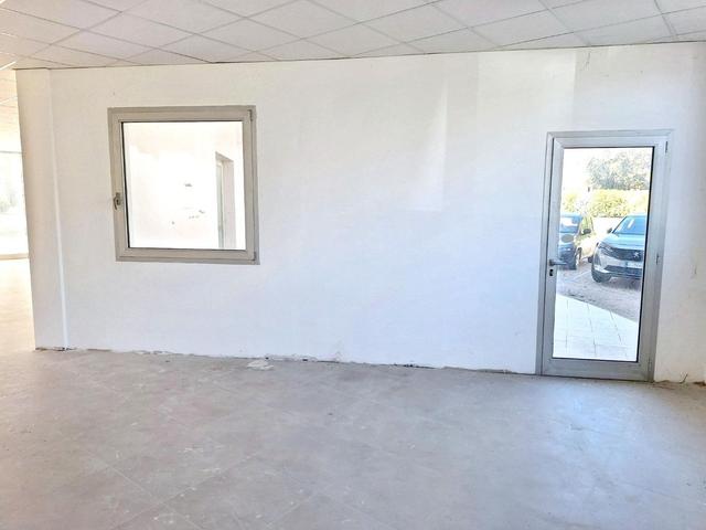 #2536692 Locale commerciale con pertienze in vendita - foto 10