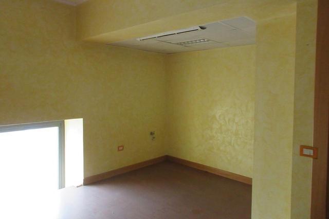 #14870 Locale commerciale piano terra e primo in vendita - foto 11