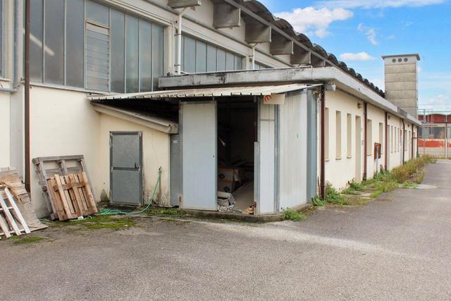 #22576 Capannone con piazzale e cabina elettrica in vendita - foto 13