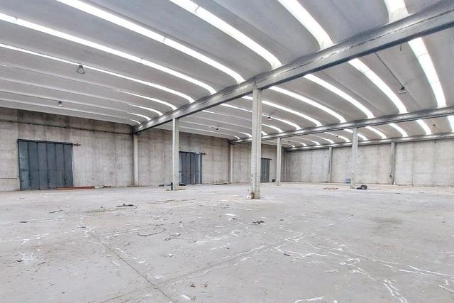 #2518002 Capannone artigianale con piazzale e uliveto in vendita - foto 3