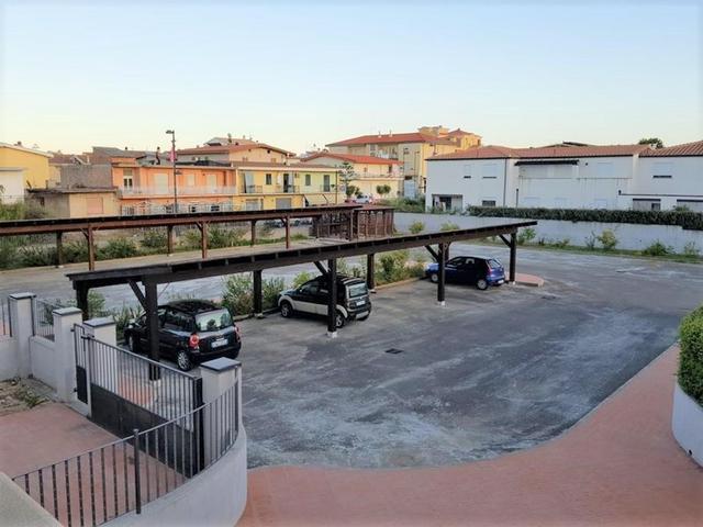 Posti auto in vendita