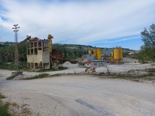 Stabilimenti produttivi in vendita