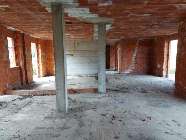 Palazzi in vendita