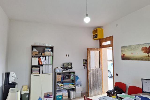 Stabilimenti produttivi in vendita