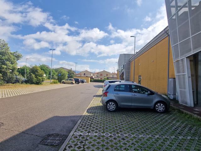 Negozi in vendita