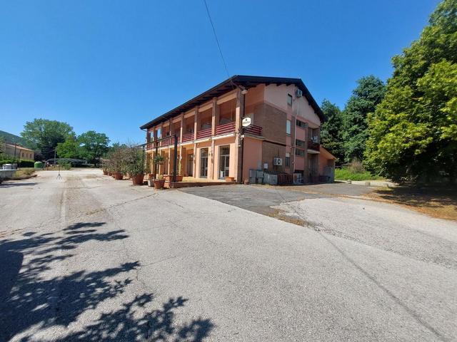 #24334 Immobile a REDDITO - Ristorante con albergo a Colfiorito in vendita - foto 15