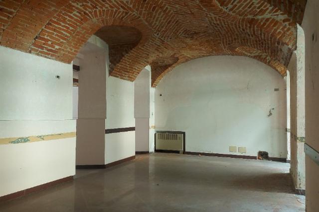 #2536282 Locale commerciale ex ristorante con area esterna privata in vendita - foto 2
