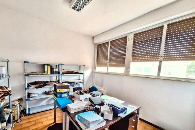 #2536872 Locale commerciale con posto auto scoperto in vendita - foto 5