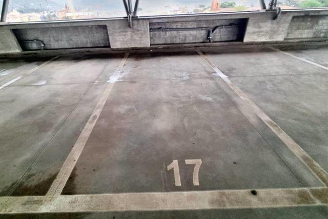 Posti auto in vendita