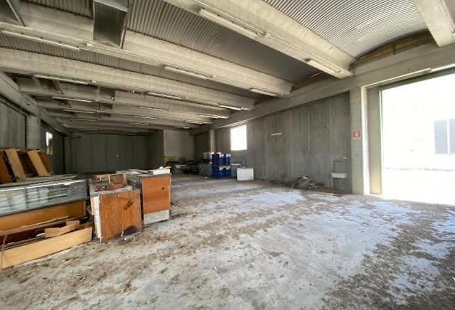 #2537665 Complesso industriale con uffici, magazzini e ampi piazzali in vendita - foto 11
