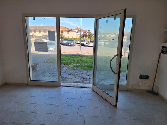 Negozi in vendita