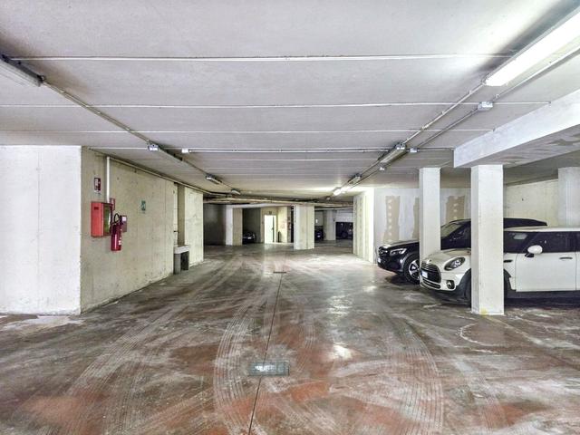 #2517003 Locale commerciale al grezzo con posto auto coperto in vendita - foto 10