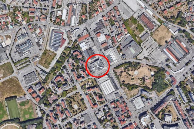 #2517003 Locale commerciale al grezzo con posto auto coperto in vendita - foto 15