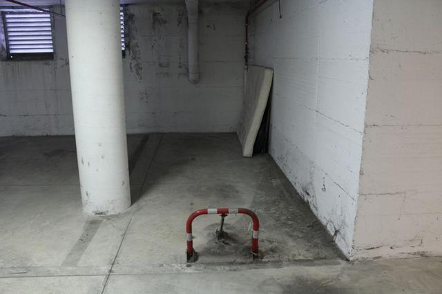 Posti auto in vendita