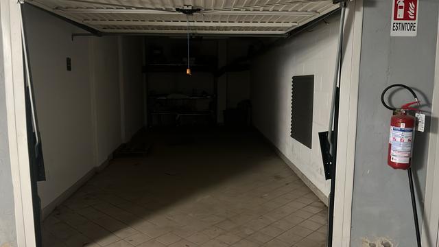 Garage in vendita