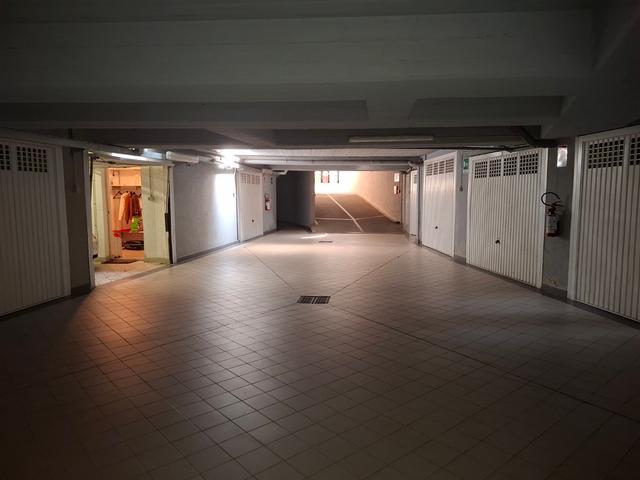 Garage in vendita