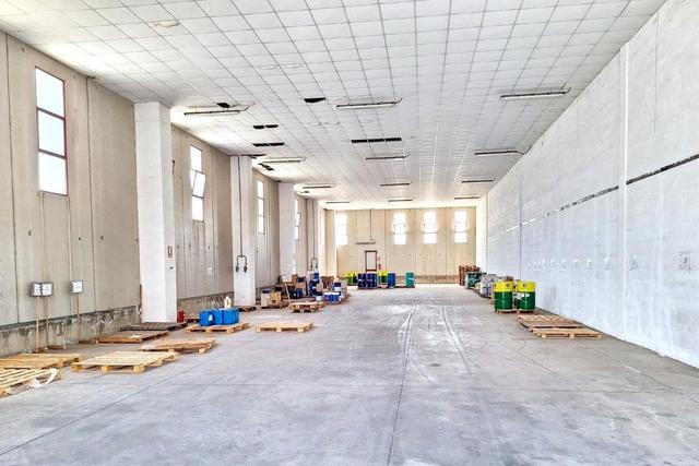 Stabilimenti produttivi in vendita