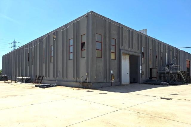 Stabilimenti produttivi in vendita