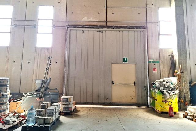 #2639050 Capannone e corte (sub 21) in zona artigianale in vendita - foto 11