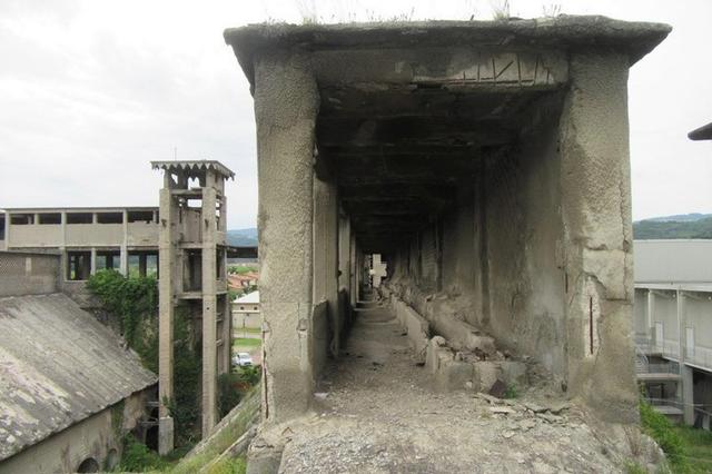 #8189 Area edificabile con ex cementificio in vendita - foto 5
