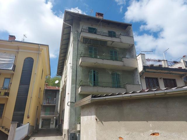 Palazzi in vendita