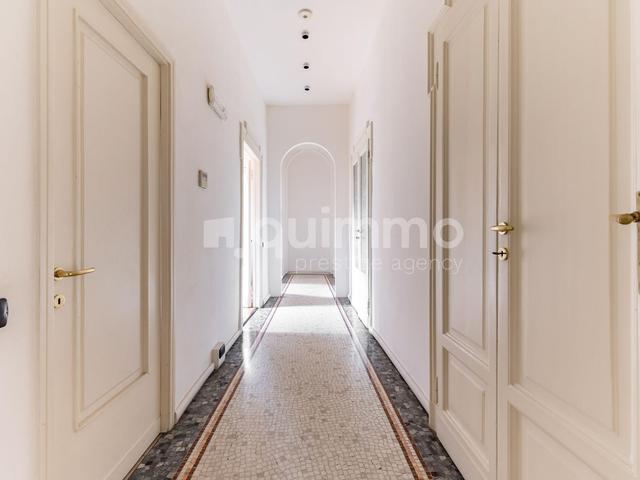 Edifici direzionali in vendita