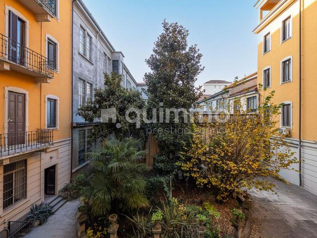 Edifici direzionali in vendita
