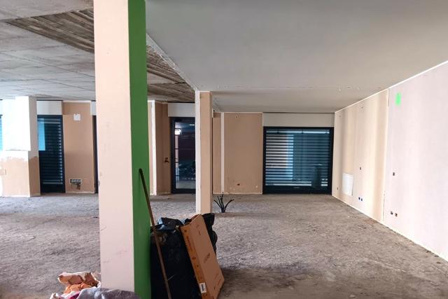 #2638331 Negozio (sub 66) in edificio polifunzionale in vendita - foto 7