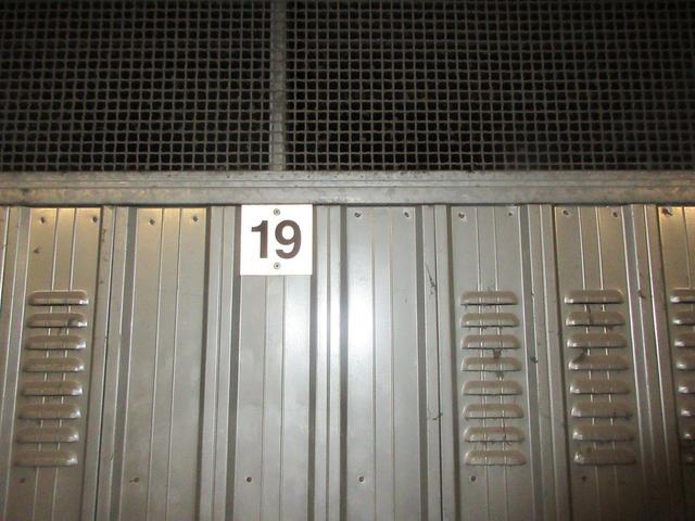 Garage in vendita