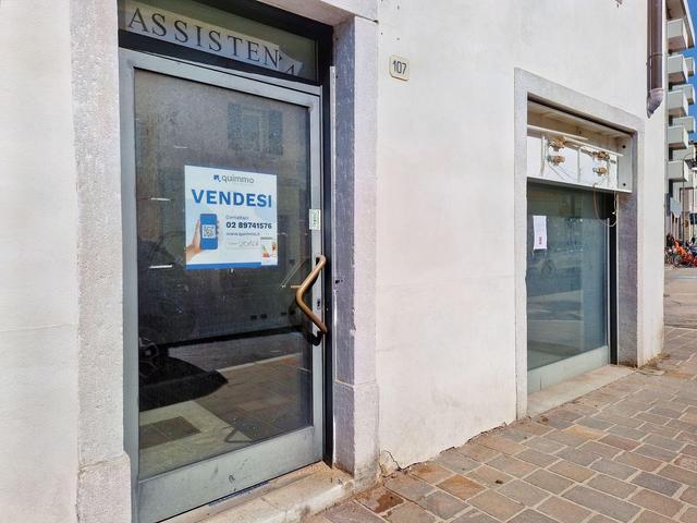 #20148 Negozio in centro storico con magazzino in vendita - foto 5