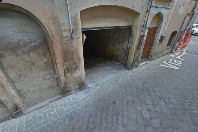 Grandi dimensioni in vendita