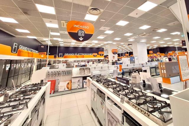 #25794 Area vendite (sub 364) in centro commerciale in vendita - foto 1