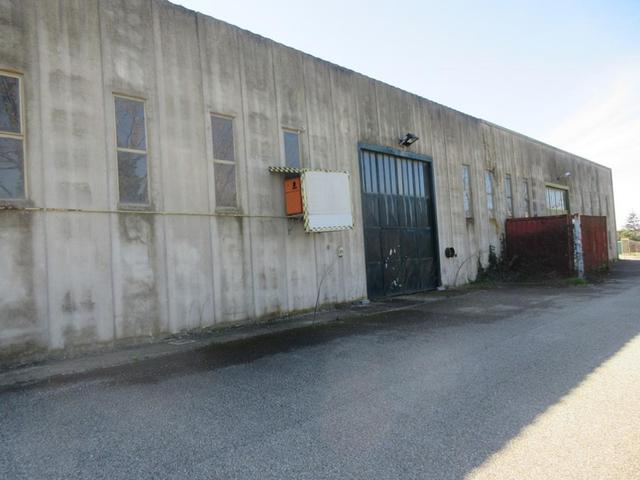 #12766 Magazzino in complesso artigianale in vendita - foto 44
