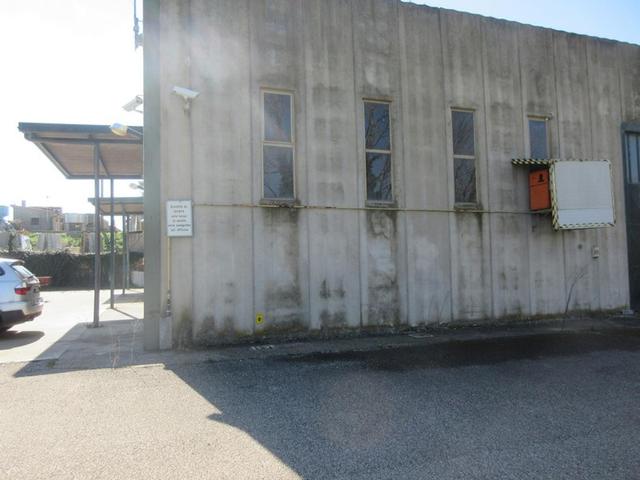 #12766 Magazzino in complesso artigianale in vendita - foto 45