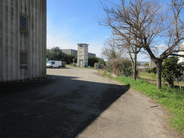 #12766 Magazzino in complesso artigianale in vendita - foto 24