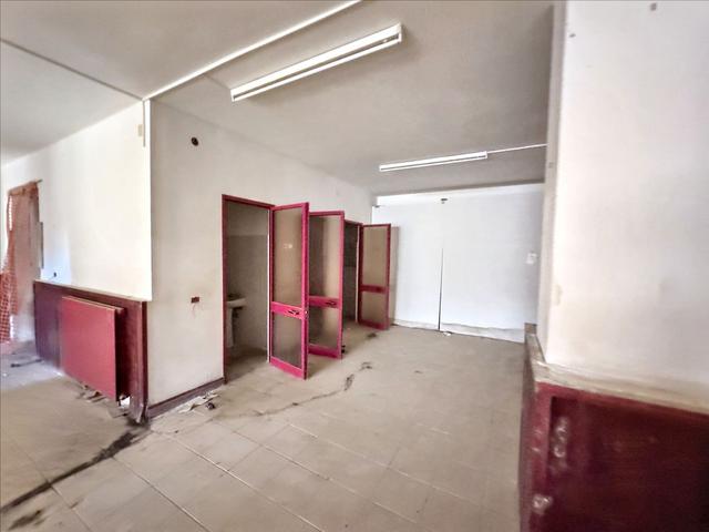 #2536936 Fabbricato commerciale su quattro livelli in vendita - foto 5