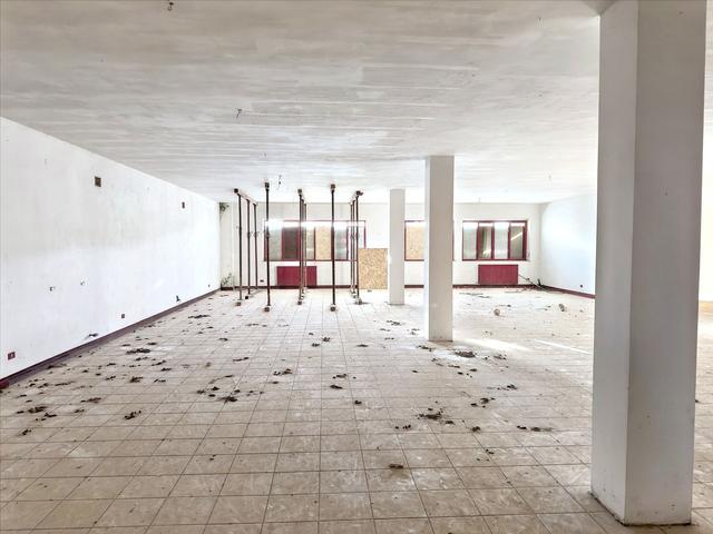 #2536936 Fabbricato commerciale su quattro livelli in vendita - foto 7