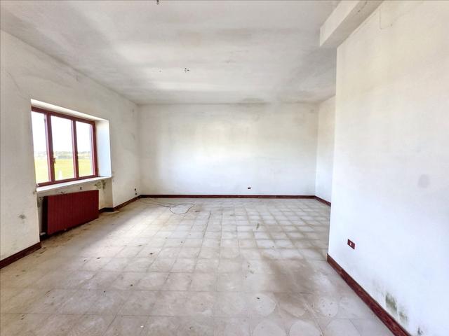 #2536936 Fabbricato commerciale su quattro livelli in vendita - foto 11