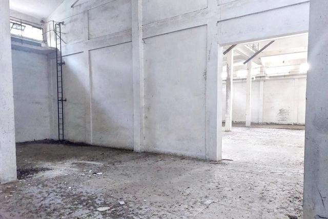 Stabilimenti produttivi in vendita