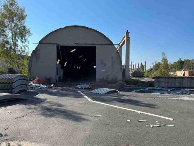 Magazzini in vendita