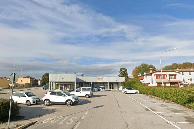 #24046 Supermercato a reddito in vendita - foto 2