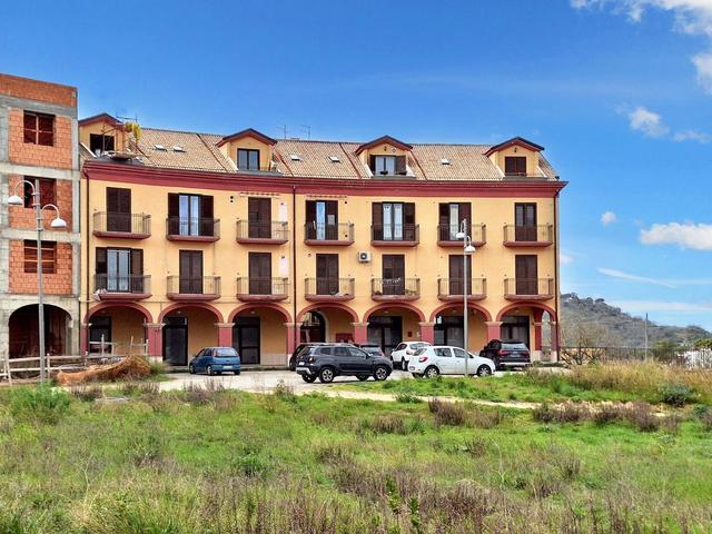 Negozi in vendita