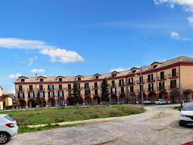 Negozi in vendita