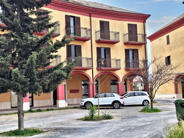 Negozi in vendita