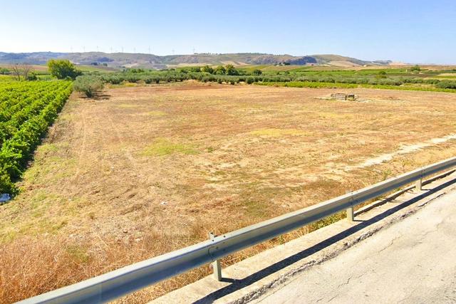 #2638145 Appezzamento in fascia di rispetto stradale in vendita - foto 1