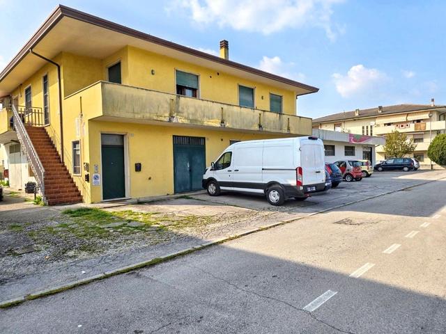 #2515037 Capannone commerciale con appezzamenti di terreno in vendita - foto 4